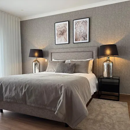 Full Private 180sqm - Terrace Jacuzzi - 200m & Sea View וילה