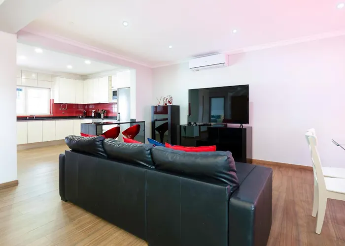 Full Private 180sqm - Terrace Jacuzzi - 200m & Sea View 别墅