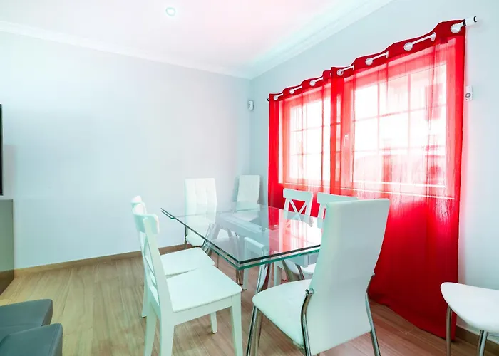 Full Private 180sqm - Terrace Jacuzzi - 200m & Sea View 别墅 *