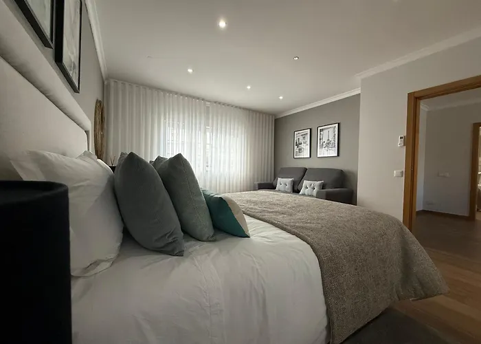 别墅 Full Private 180sqm - Terrace Jacuzzi - 200m & Sea View 阿尔布费拉